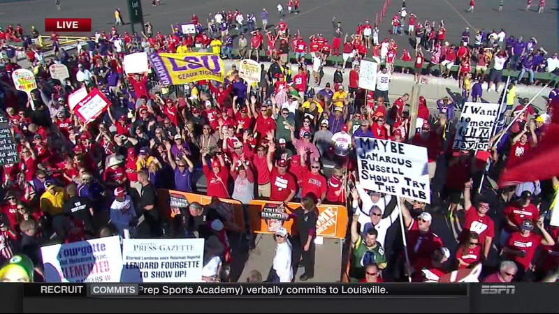 Illustration for article titled Kiffin's Krimson Korner: A GameDay Sign Roundup